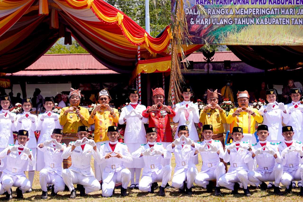 66 Tahun Tana Toraja, Gubernur Andi Sudirman Terharu dengan Pembangunan Toraja