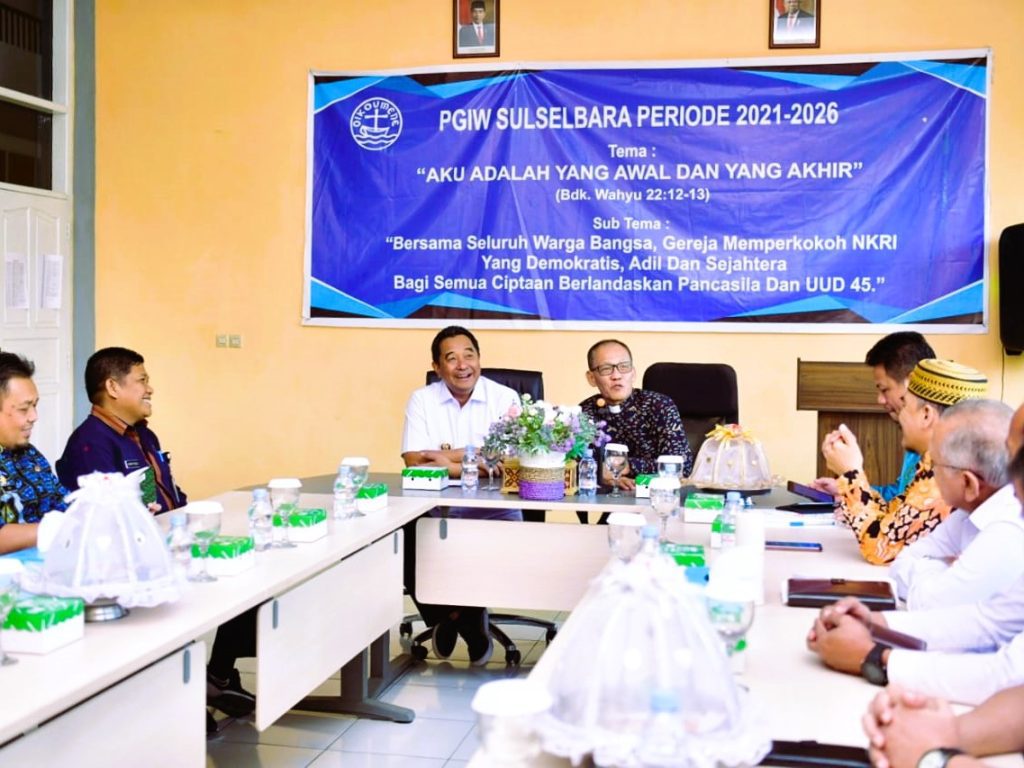Pj Gubernur Bahtiar Minta PGIW Sulselbara Dukung Program Prioritas, Pdt Adrie Massie: Gereja Mitra Pemerintah