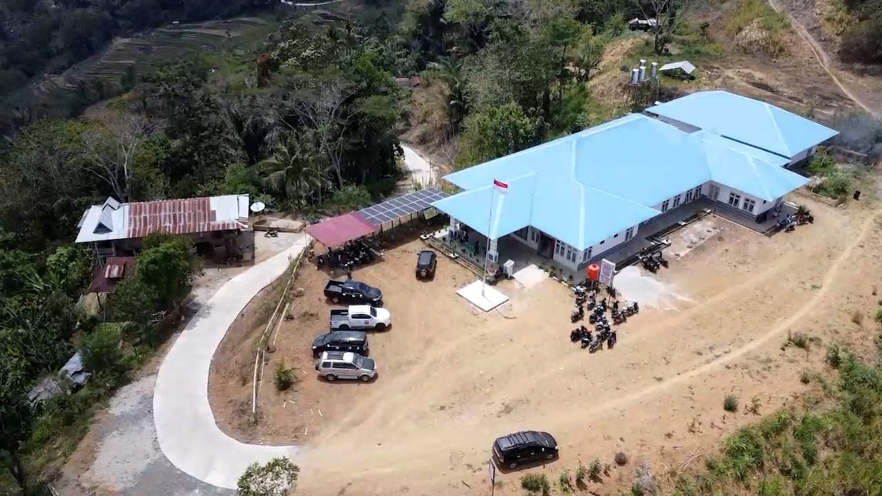 PT Malea Energy Hydropower Gelontorkan Rp 1,8 M, Rabat Beton Jalan Menuju Puskesmas Sandabilik