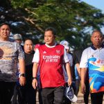 Jalan Sehat di GOR Sudiang bersama Istri, Pj Gubernur Bahtiar: Fasilitas Olahraga Harus Dimaksimalkan