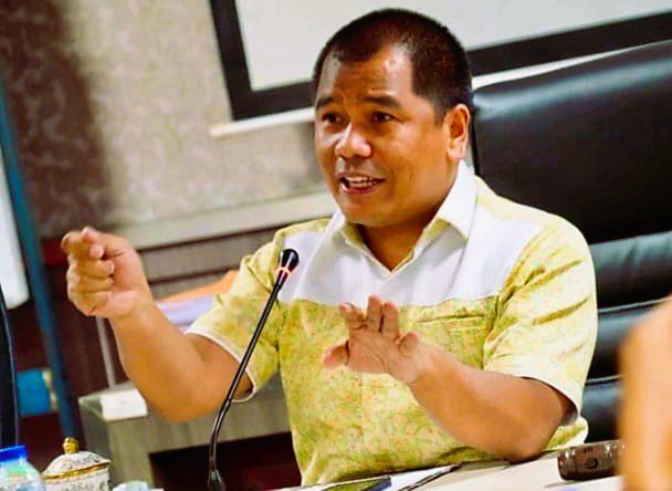 Gantikan Muslimin Bando, Rahman Pina Jabat Ketua Golkar Enrekang