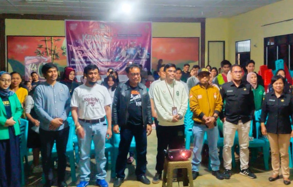 Peringati Hari Santri Nasional, KPU Toraja Utara Nobar Bersama Pemuda Lintas Agama 2 Peringati Hari Santri Nasional, KPU Toraja Utara Nobar Bersama Pemuda Lintas Agama
