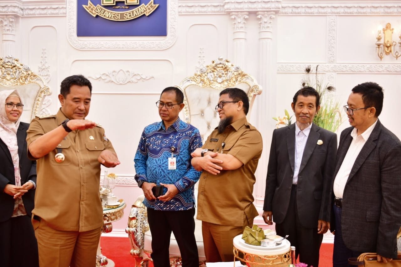 Terima Dewan Pendidikan Bone, Pj Gubernur Bahtiar : Jangan Lagi Ada Anak Putus Sekolah