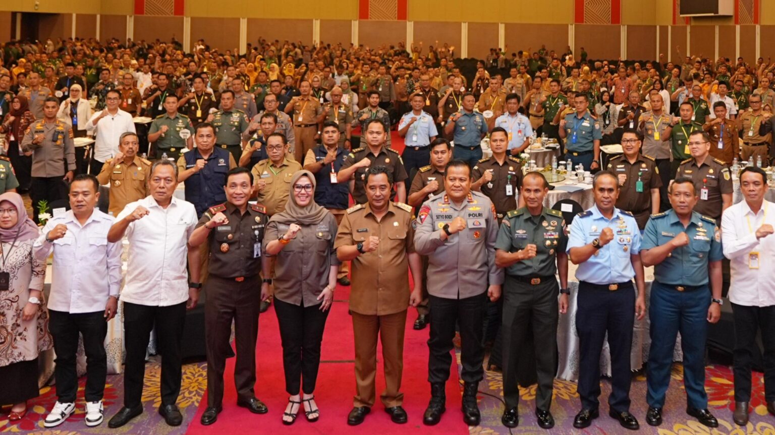 Wali Kota Parepare Ikuti Rakor Sukseskan Pemilu dan Pilkada Serentak 2024 di Makassar
