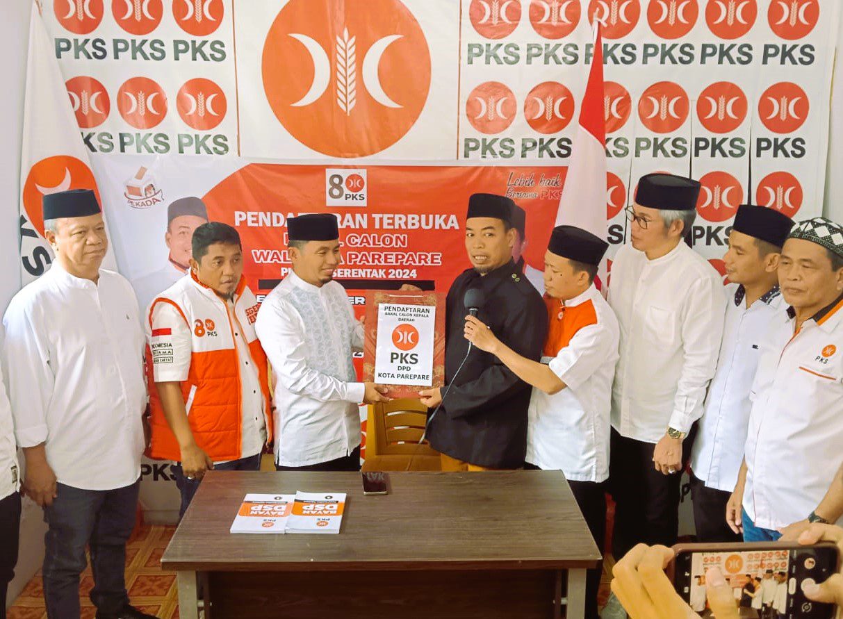 Serius Maju Pilwalkot Parepare, TSM Jadi Pendaftar Pertama di PKS