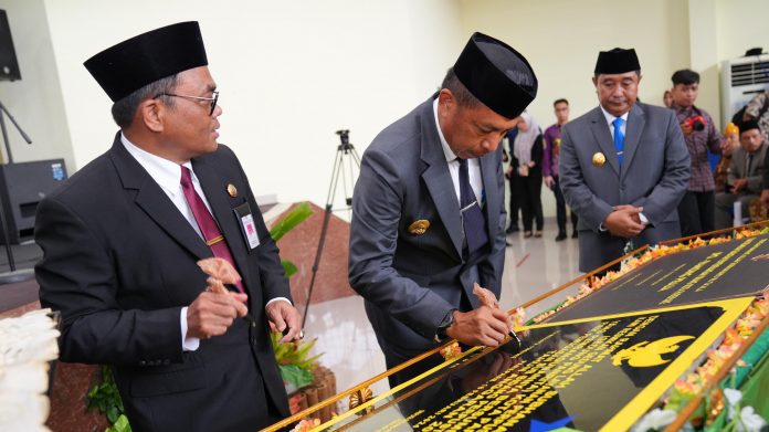 Pj Gubernur Bahtiar Baharuddin Support Wali Kota Akbar Ali Wujudkan Parepare jadi Kota Investasi