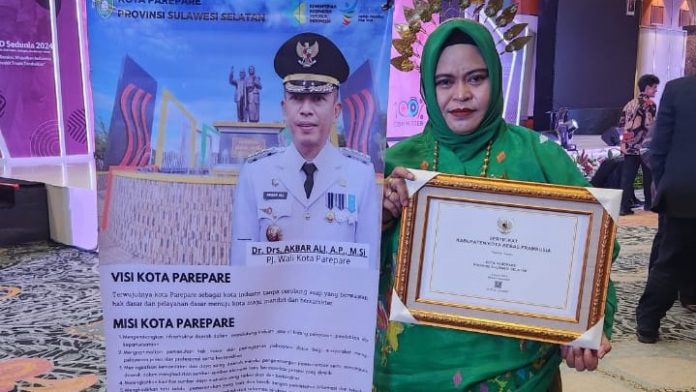 Pemkot Parepare terima Sertifikat dari Menteri Kesehatan RI
