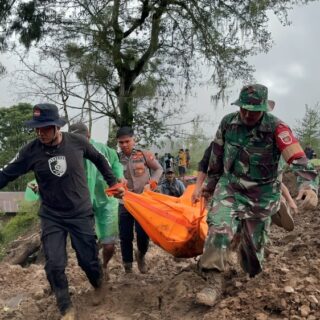 Tim SAR Gabungan Terus Lanjutkan Pencarian Dua Korban Longsor di Tana Toraja