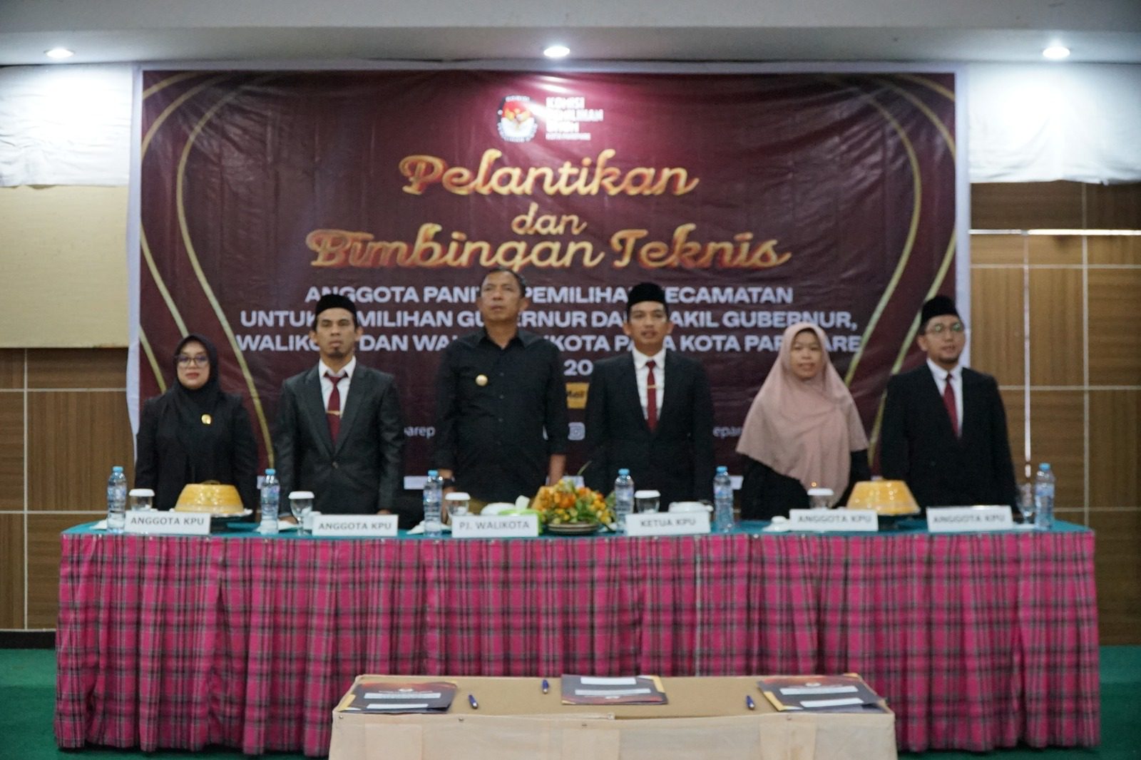Pj Wali Kota Akbar Ali Hadiri Pelantikan PPK, Puji Profesionalisme KPU Parepare