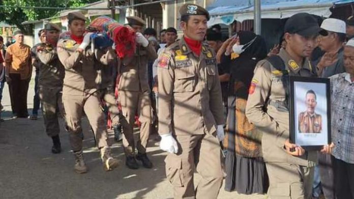 Pemkot Parepare Berduka Seorang ASN Meninggal Dunia, Akbar Ali Pimpin Doa