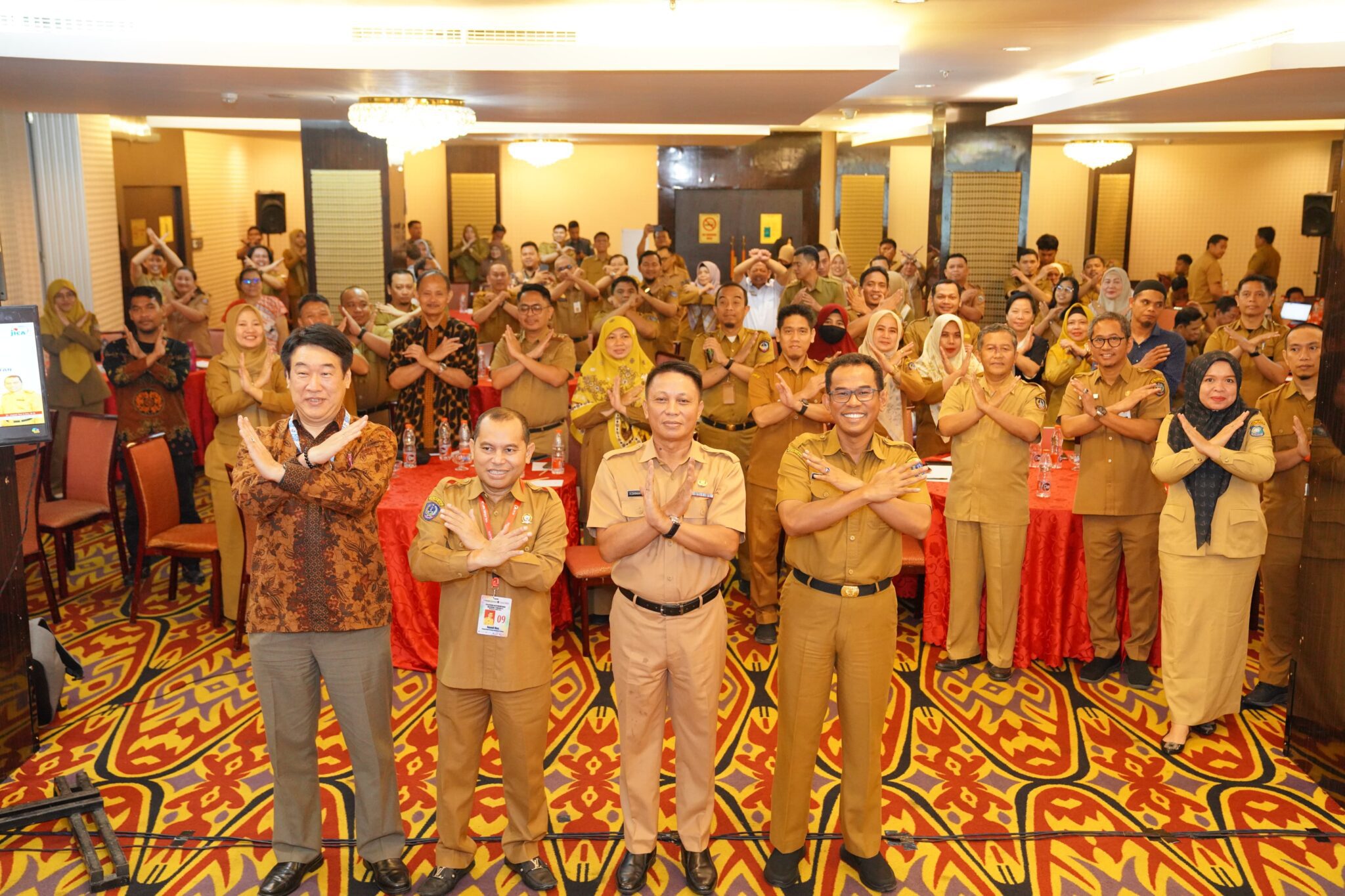 Bappelitbangda Sulsel Gelar Rakor dan Launching Program Sistem Kolaborasi Penanggulangan Kemiskinan 2 Bappelitbangda Sulsel Gelar Rakor dan Launching Program Sistem Kolaborasi Penanggulangan Kemiskinan