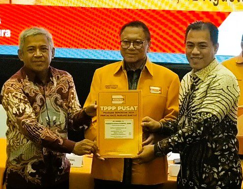 Hanura Selamatkan Peluang Mitra Fachruddin Bertarung di Pilkada Enrekang