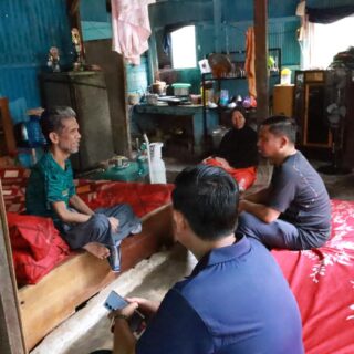 Bentuk Kepedulian,  Tasming Hamid Kunjungi Penyandang Disabilitas