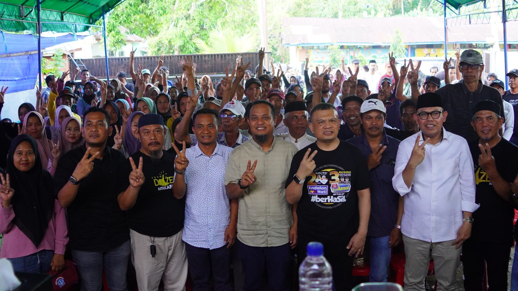 Warga Lappariaja Bone Sambut Antusias Kehadiran Andi Sudirman