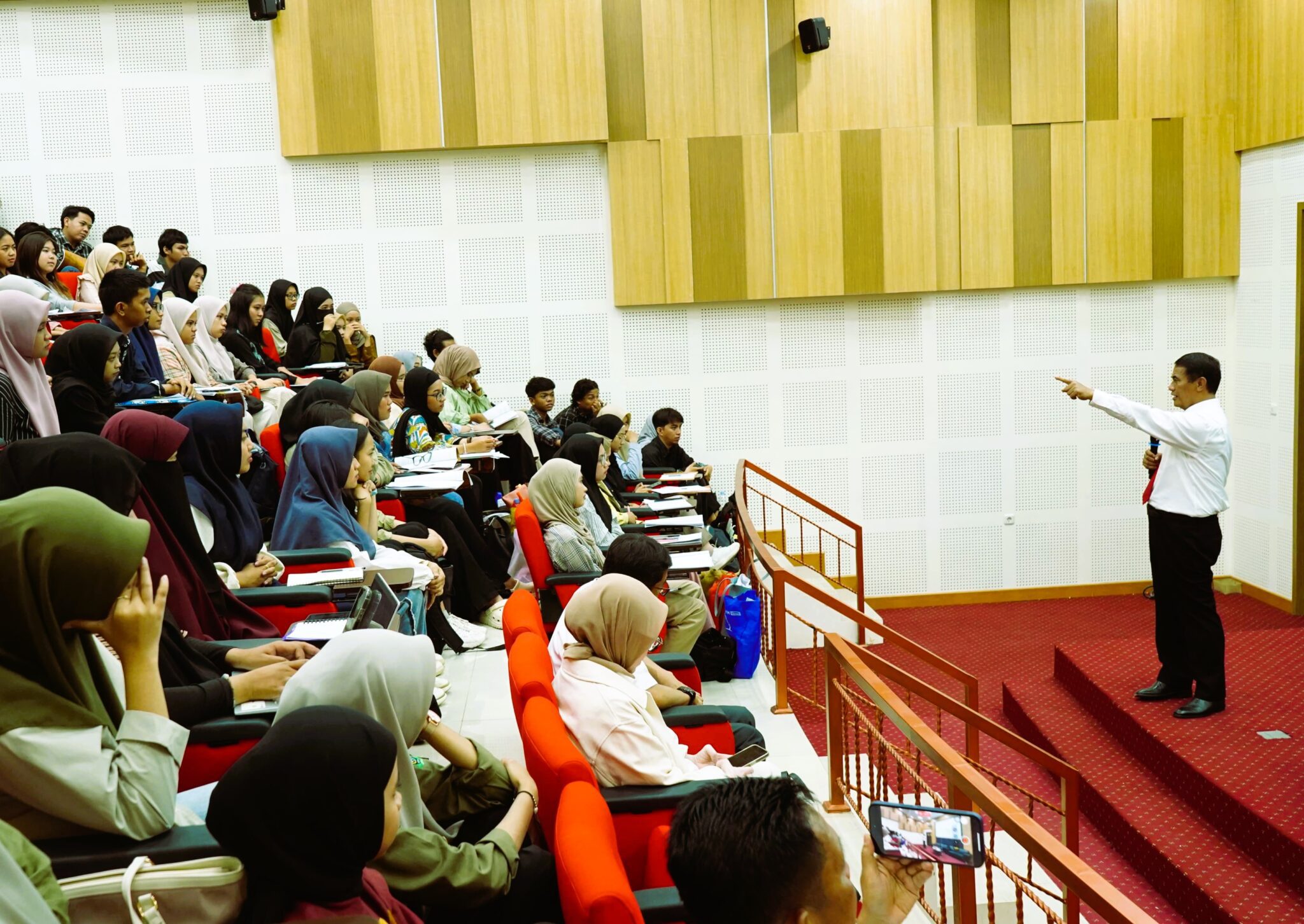 Menteri Pertanian Berikan Kabar Gembira di Universitas Hasanuddin Makassar