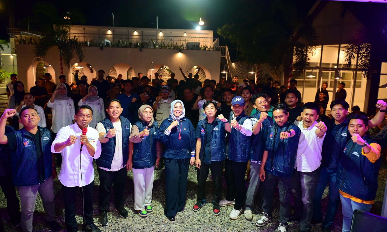 Fatmawati Rusdi: Kisah Inspiratif dan Prinsip Sukses untuk Milenial dan Generasi Z 2 Fatmawati Rusdi: Kisah Inspiratif dan Prinsip Sukses untuk Milenial dan Generasi Z