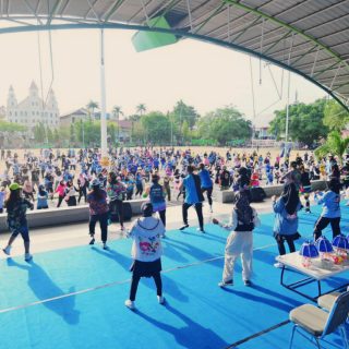 Fatmawati Rusdi Gaet Hati Perempuan Parepare Lewat Senam Zumba