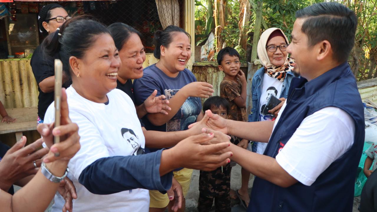 Tanpa Sekat, Tasming-Hermanto Blusukan dan Disambut Bahagia oleh Warga