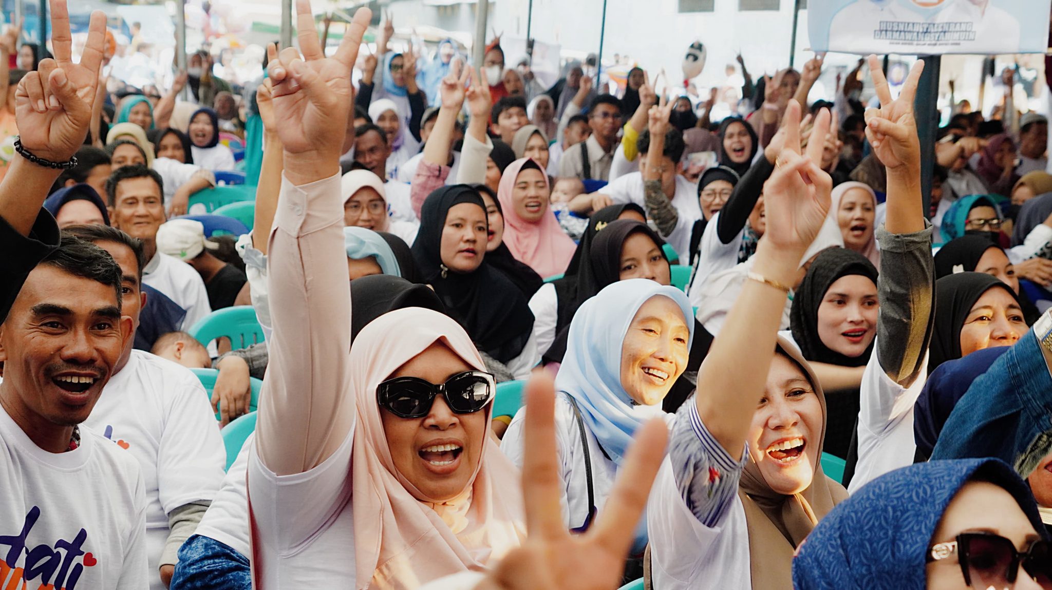 Ribuan Warga Antusias Sambut Andi Sudirman di Gowa
