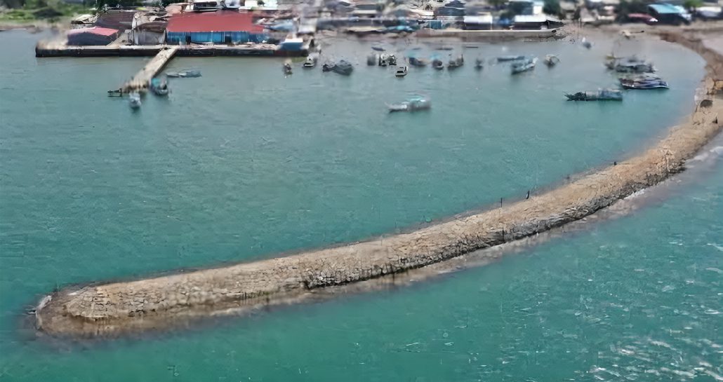 Jawab Keluhan Nelayan, Andi Sudirman Bangun Breakwater di PPI Beba