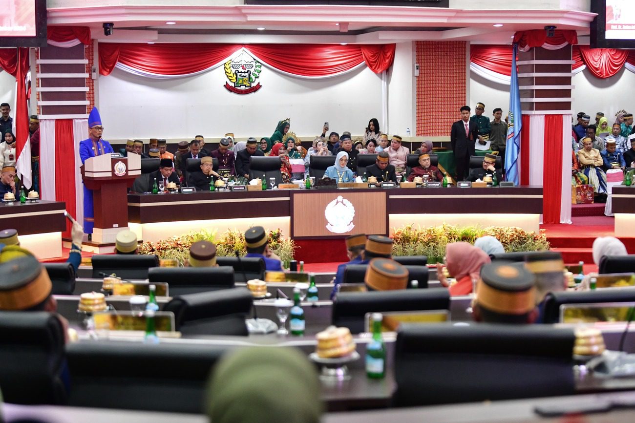 Kebersamaan Tokoh di Tengah Dinamika Politik pada Rapat Paripurna HUT Sulsel ke-355
