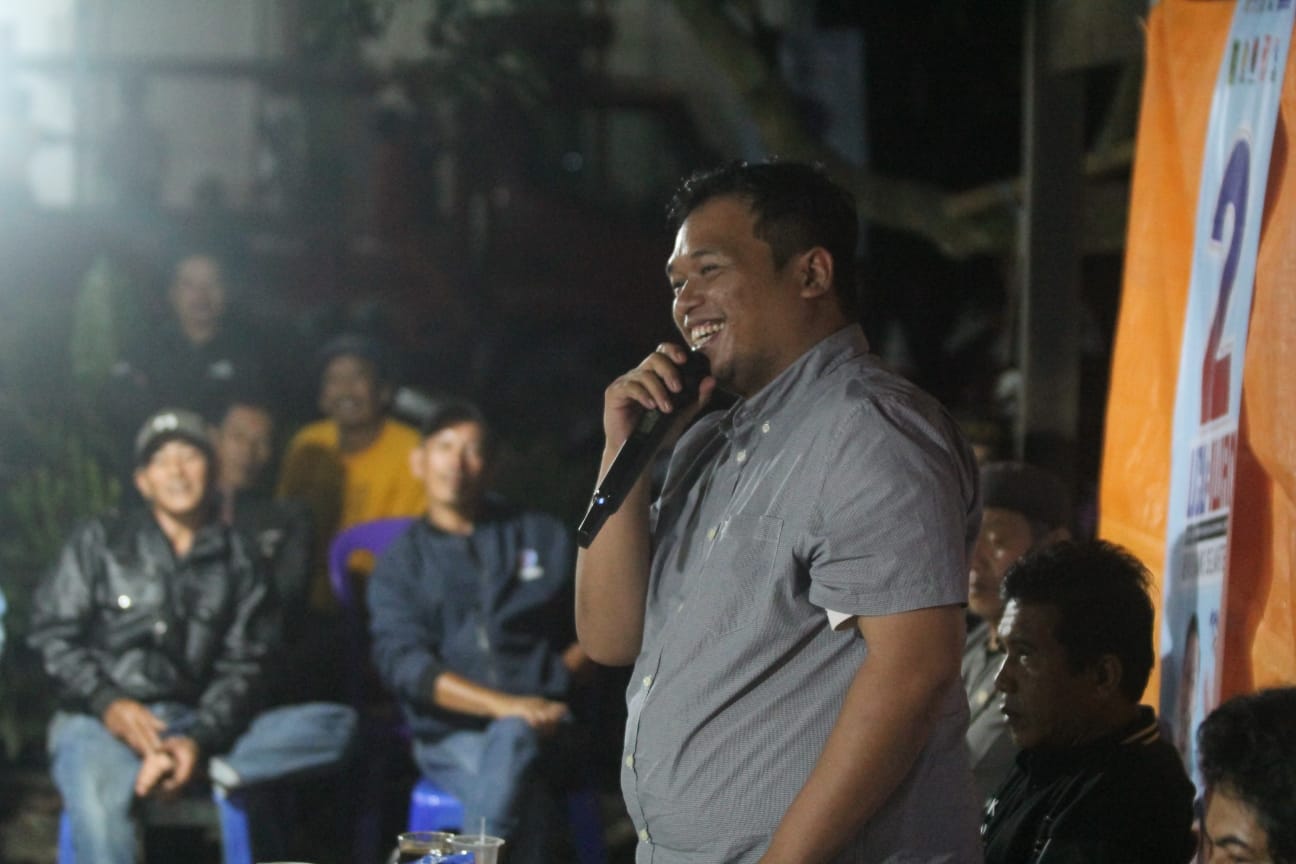 Ratusan Warga Hadiri Kampanye Ucu-Iwan di Dusun Laiya, Desa Sumillan