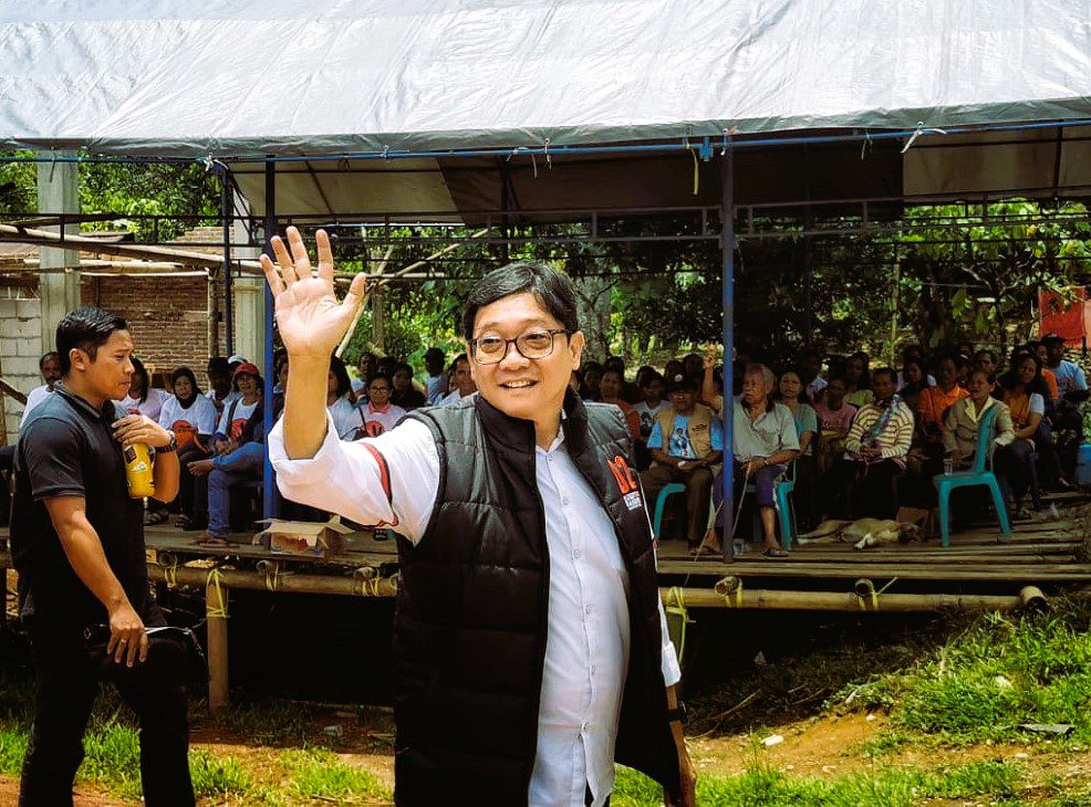 DYLAN Siapkan Seragam Sekolah Gratis bagi Siswa SD-SMP Kurang Mampu di Toraja Utara
