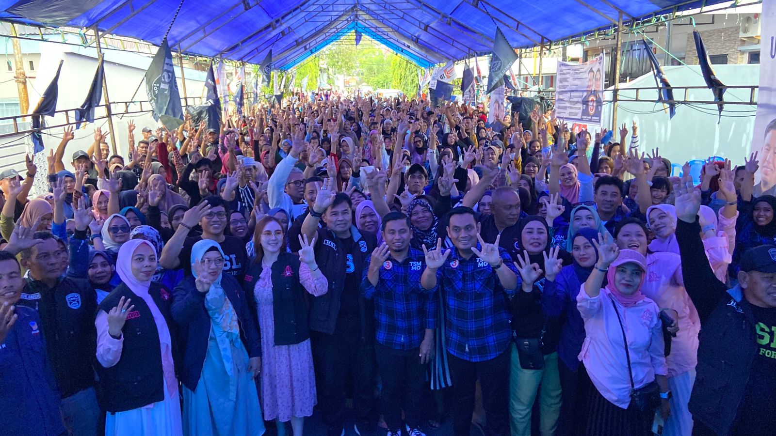 Hujan Tak Surutkan Semangat Warga Hadiri Kampanye TSM-MO di Cappa Galung