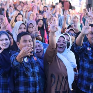 Ribuan Warga Lakessi Sambut Hangat Tasming-Hermanto, Paslon Nomor 3 Tawarkan Program Pro-Rakyat