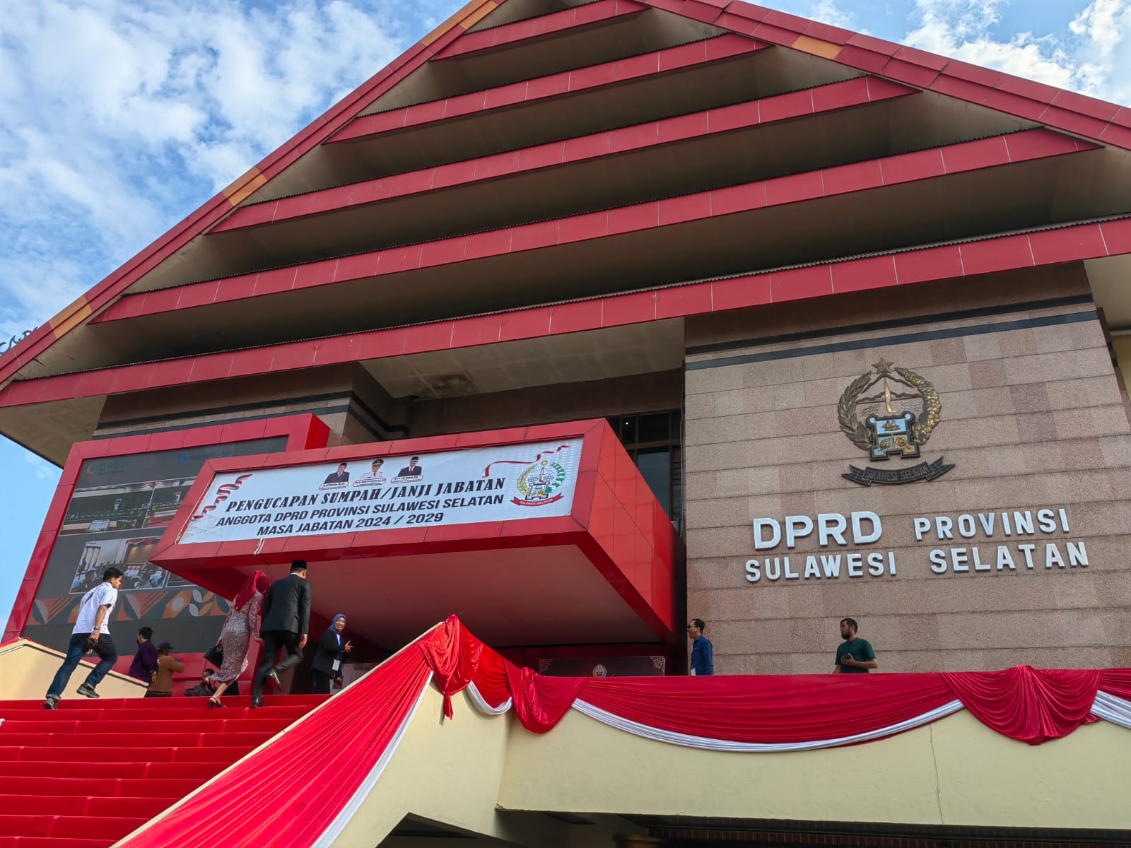 DPRD Sulsel Tetapkan Alat Kelengkapan Dewan, Komisi B dan Banggar Jadi yang Terbesar