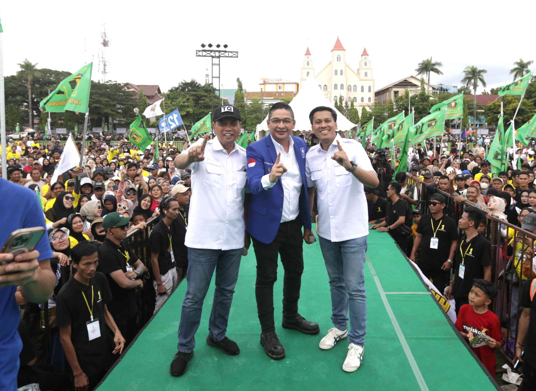 Hadiri Kampanye Akbar, Pasha Ungu Doakan ANH-TQ Menang Pilwalkot Parepare