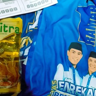 Viral Video Bagi Sembako, Warga Laporkan Dugaan Pelanggaran ke Bawaslu