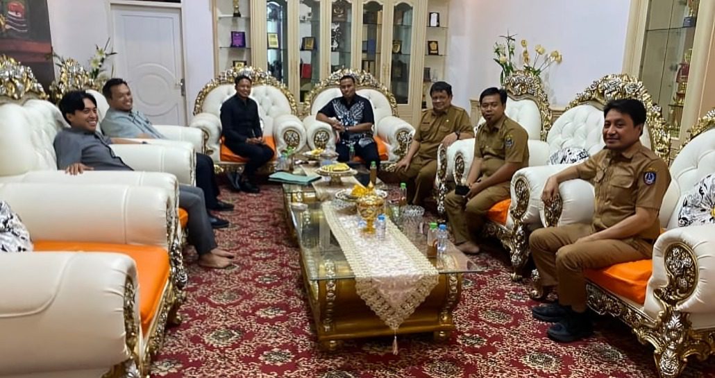 Pj Bupati dan Pemimpin Terpilih Enrekang Bahas Prioritas Daerah