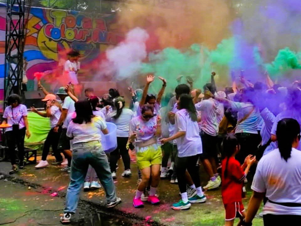Toraja Color Run Meriahkan Lovely December di Tana Toraja