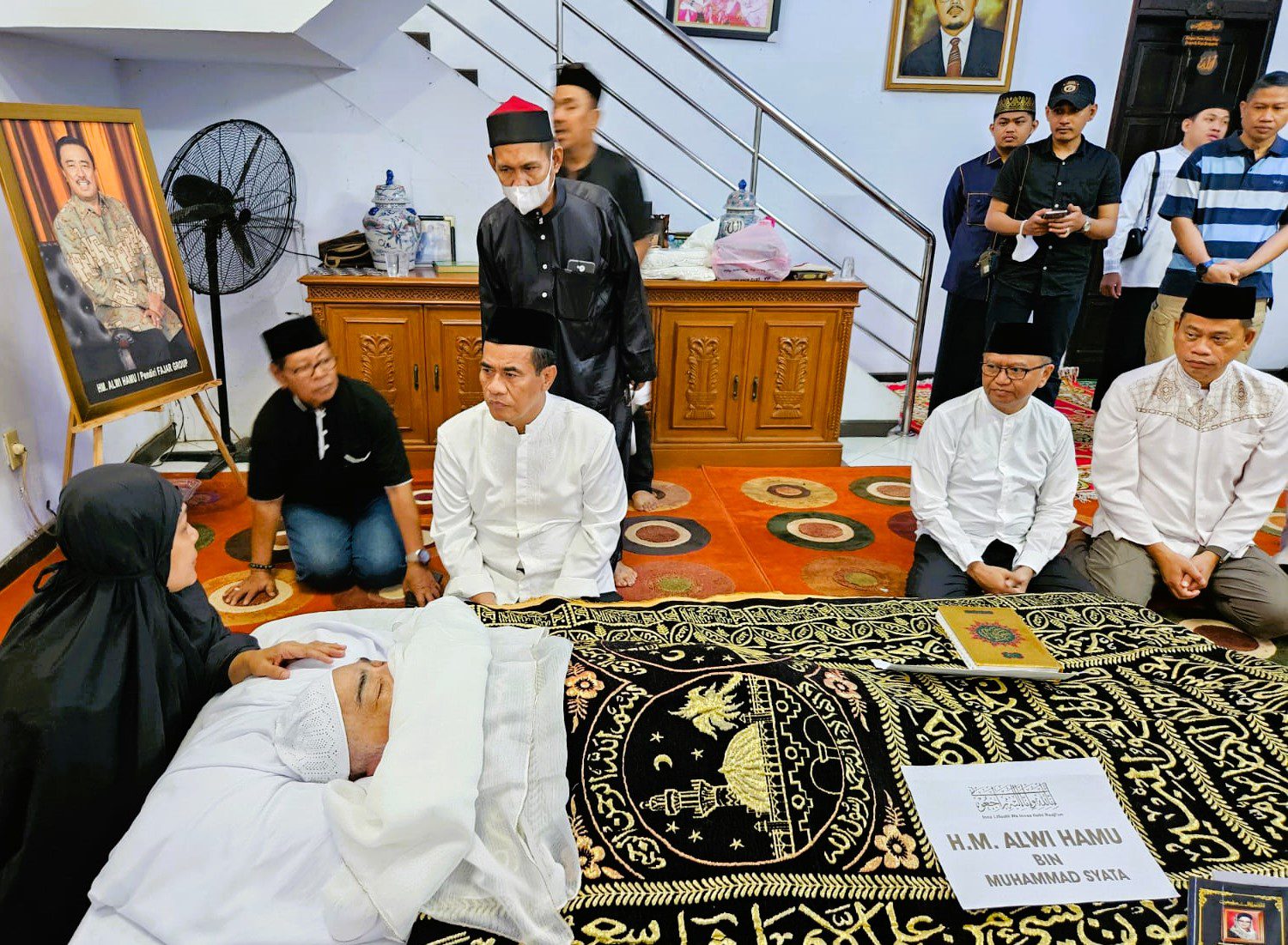 “Sosok Teladan yang Mudah Berkawan,” Kata Mentan Andi Amran Tentang Alwi Hamu