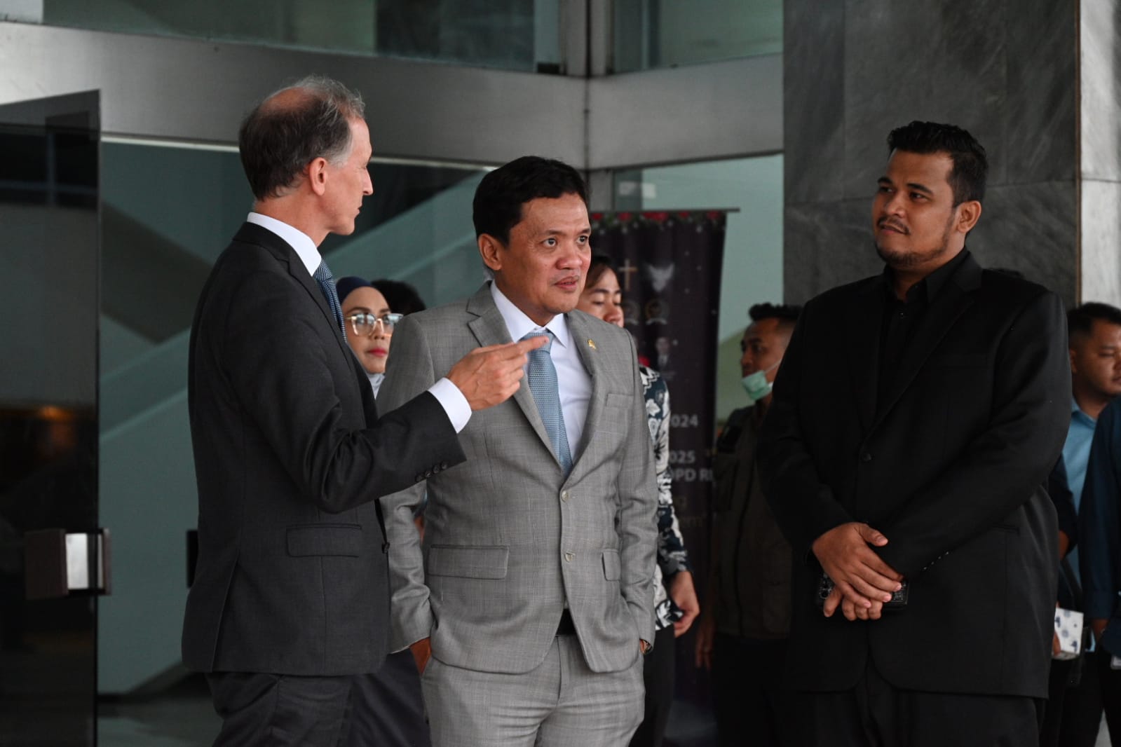 Belajar dari Belanda, Komisi III DPR RI Segera Susun RUU KUHAP Baru