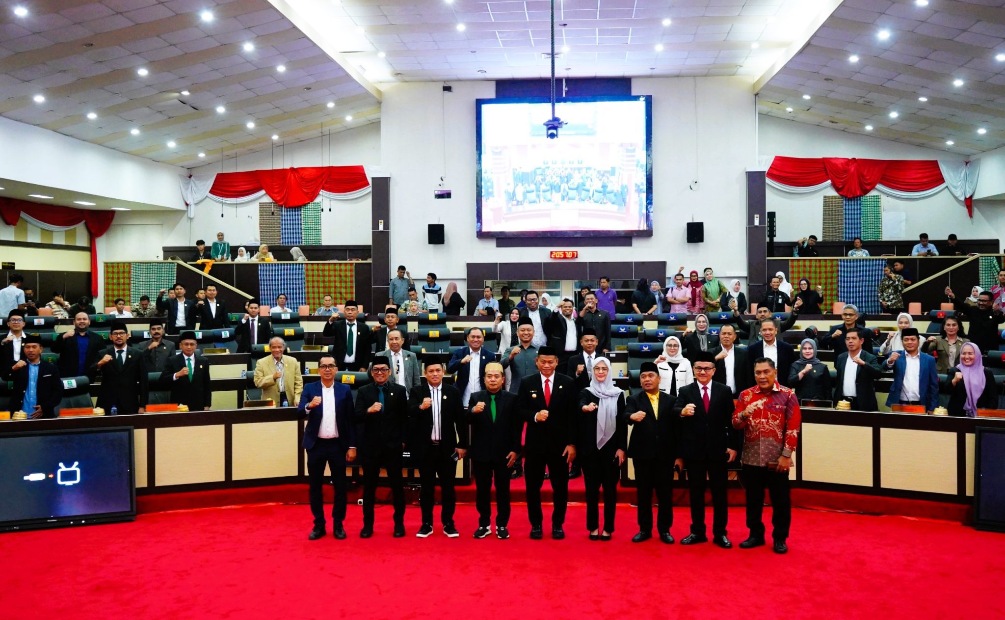 Andalan Hati Resmi Disahkan, Dukungan Politik Kokoh di DPRD Sulsel