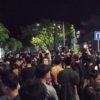 Lomba Lari Malam Bermuatan Judi Digelar di Samping Mapolres Pinrang