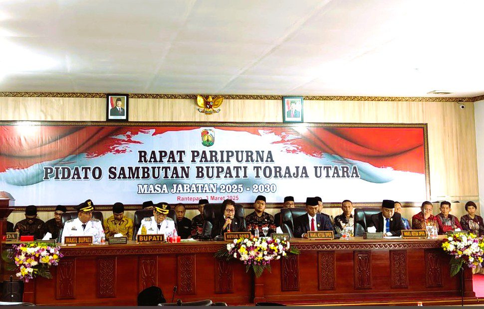 Bupati Dedy Palimbong Paparkan Rencana Strategis dalam Sidang Paripurna DPRD Toraja Utara