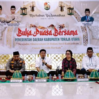 Bupati Toraja Utara Gelar Buka Puasa Bersama Masyarakat, Perkuat Toleransi dan Kebersamaan