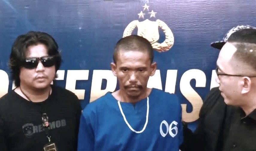 Kapolres Palopo Beberkan Motif Pembunuhan Feni Eri oleh Pelaku AY 1 Kapolres Palopo Beberkan Motif Pembunuhan Feni Eri oleh Pelaku AY