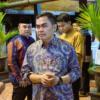 Tolak Pengadaan Kendaraan Dinas Baru, Bupati Zadrak Pilih Pakai Kendaraan Lama