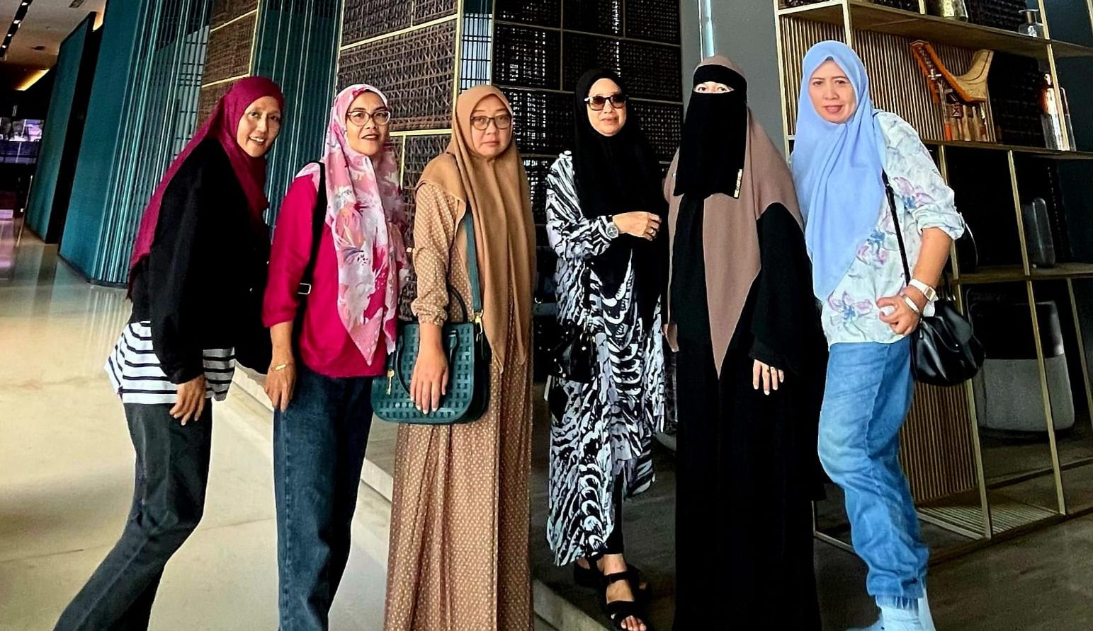 IKA SMANDEL Makassar Angkatan 1994 Akan Gelar Halal Bihalal "Berikrar dalam Satu Harmoni" 1 IKA SMANDEL Makassar Angkatan 1994 Akan Gelar Halal Bihalal “Berikrar dalam Satu Harmoni”