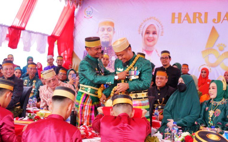 Bone Rayakan Hari Jadi ke-695 dengan Khidmat dan Semarak, Gubernur Sulsel Apresiasi Solidaritas Kepala Daerah