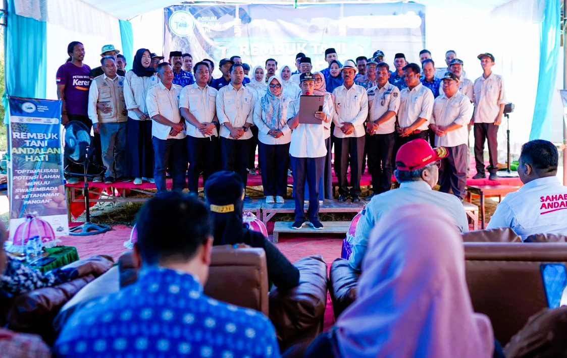 Kepala Desa se-Kabupaten Barru Deklarasi Dukung Koperasi Merah Putih