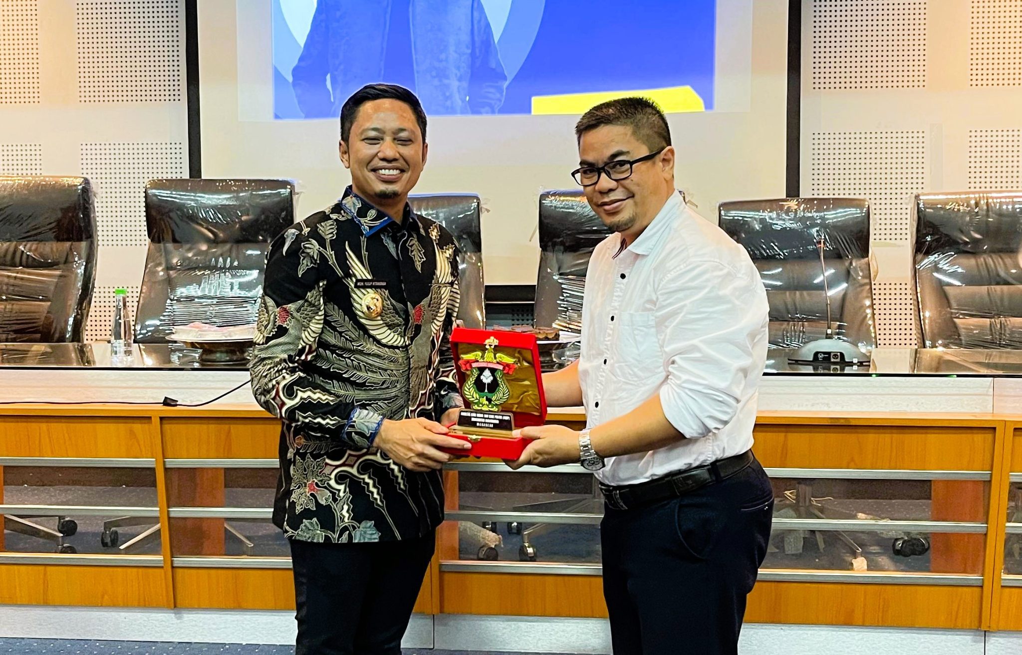Seminar Karir FISIP UNHAS Hadirkan Bupati Enrekang Sebagai Narasumber