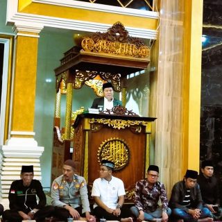 Bupati Welem Lepas 101 Calon Jamaah Haji Mamasa ke Tanah Suci
