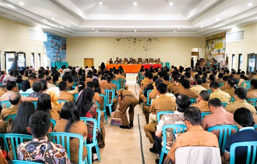 Bupati Mamasa Tekankan Akuntabilitas dan Transparansi di Hadapan 500 Kepala Sekolah Dasar