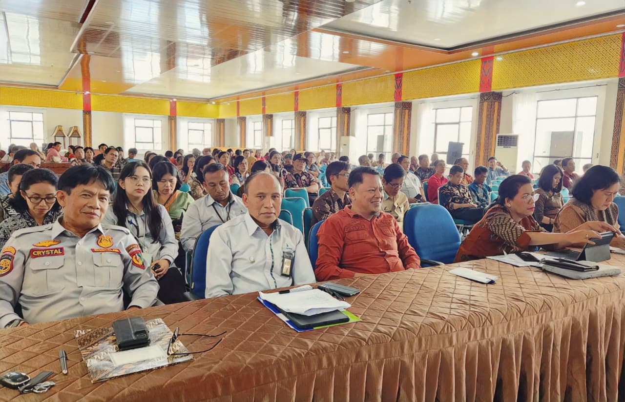 Bupati Tana Toraja Dorong Optimalisasi PAD dan Percepatan Digitalisasi Daerah 2 Bupati Tana Toraja Dorong Optimalisasi PAD dan Percepatan Digitalisasi Daerah
