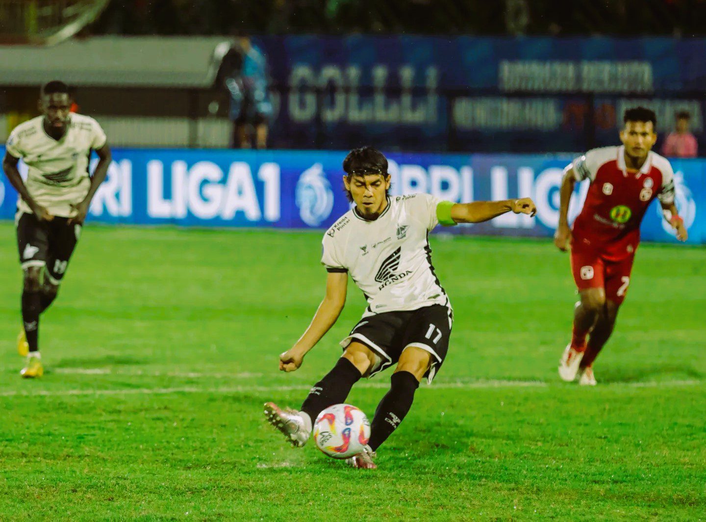 Barito Putera Digulung PSM 1-4, Ancaman Degradasi di Depan Mata!